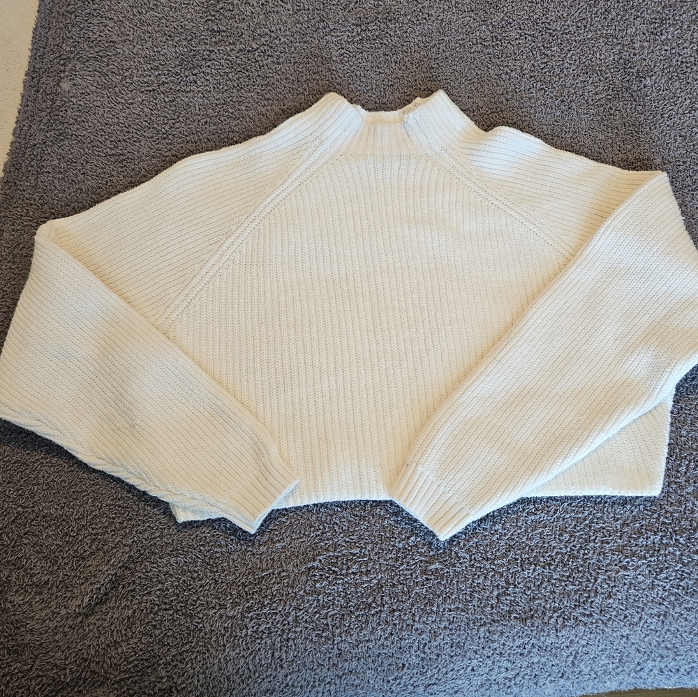 Crop sweater